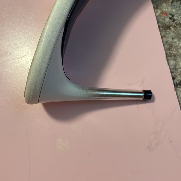 STELLA McCARTNEY white transparent strap heel. - Picture 5 of 7